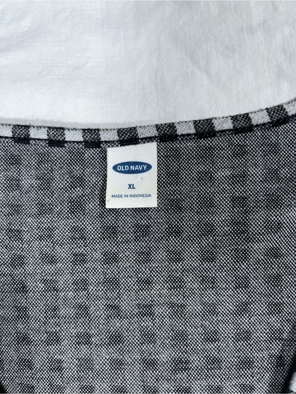 Old Navy Black & White Gingham V-Neck Women’s Top Twist Knot Extra Large - Picture 5 of 14